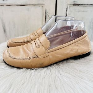 Taryn Rose Beige Soft Comfort Loafers Italy Old Money Quiet Luxury EU36.5 US6